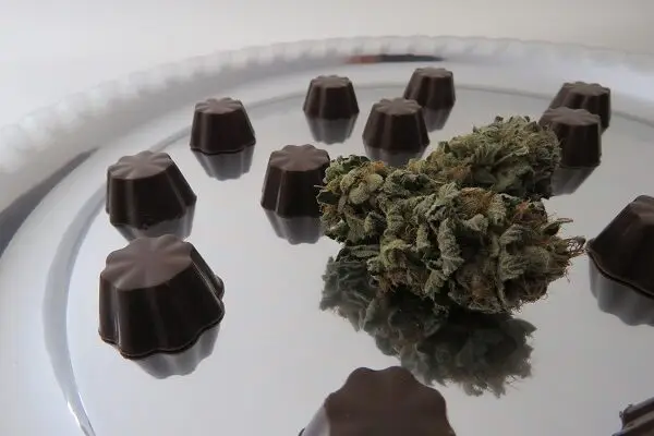 How to Make Super Easy Cannabis Chocolate Recipe